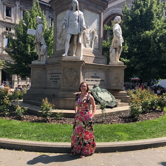 Meet your Posher, Sarah - Picture 3 of 7